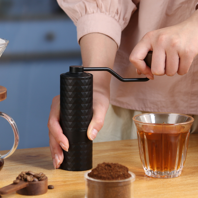 Moulin à café manuel portable  - Burr Hand Grinder avis et prix